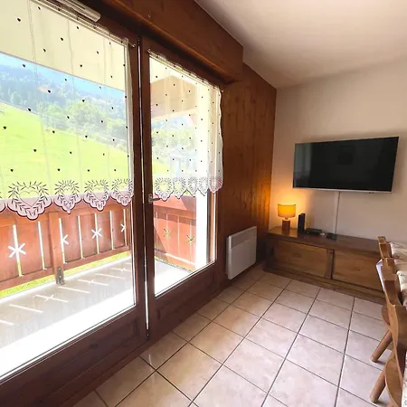 Apartment Cosy Au Pied Des Pistes Avec Balcon, Wifi Et Parking - Fr-1-505-92 *